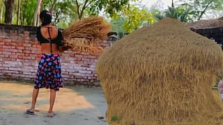 हिंदी दुकान में काम करने वाली लड़की को पटा कर खूब चोदा